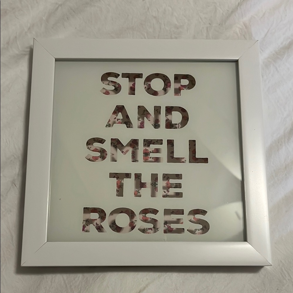 White Art & Decals Wall Decor